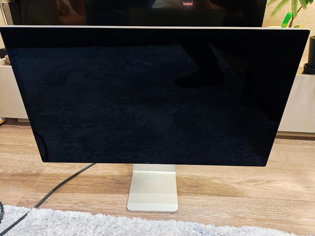 AppleStudioDisplay 標準ガラス 傾きと高さを調整できるスタンド