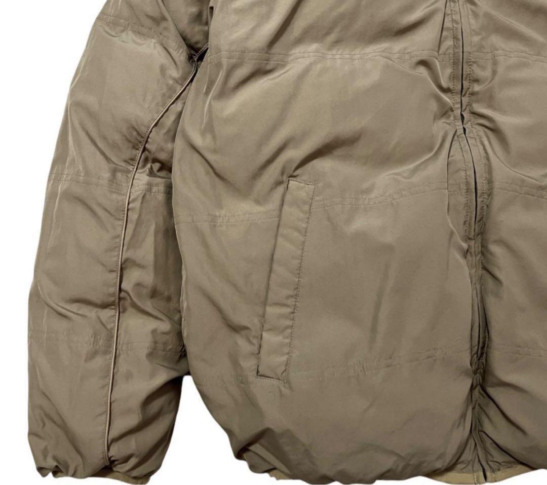 (1月末まで出品 )NIKE リバーシブルダウンジャケット カーキ/ベージュ L