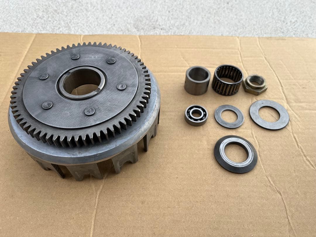 ゼファー400 クラッチハウジング　純正　カワサキ