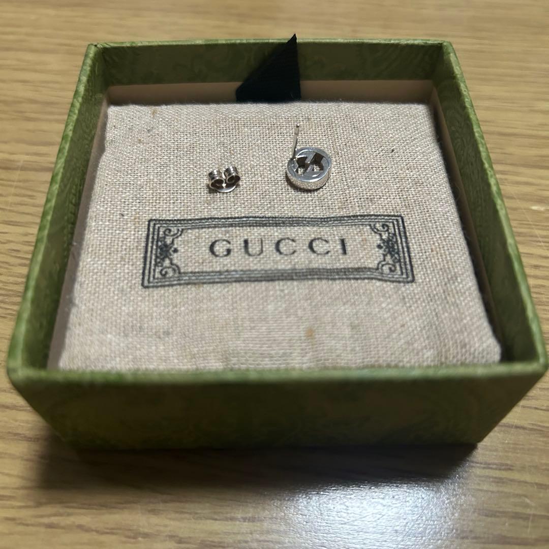 GUCCI インターロッキングピアス　片耳