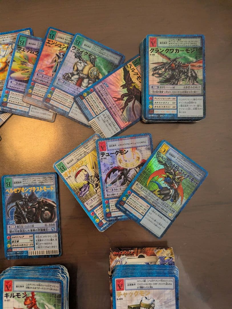 旧デジモンカード 約345枚まとめ売り キラ約25枚 オメガモン箔押し