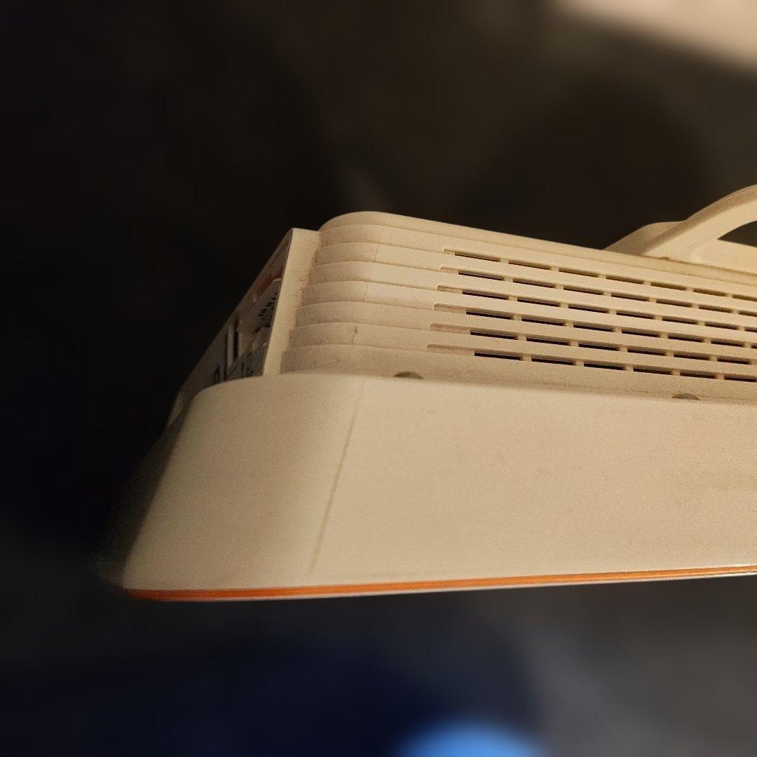 SONY BRAVIA 液晶テレビ オレンジ/ホワイト　16V