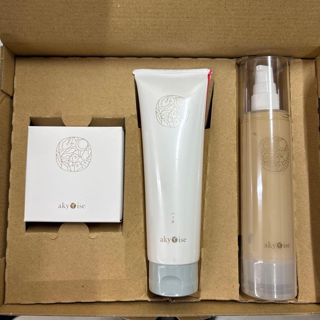 akyuise 洗顔料・化粧水・クリーム 3点セット