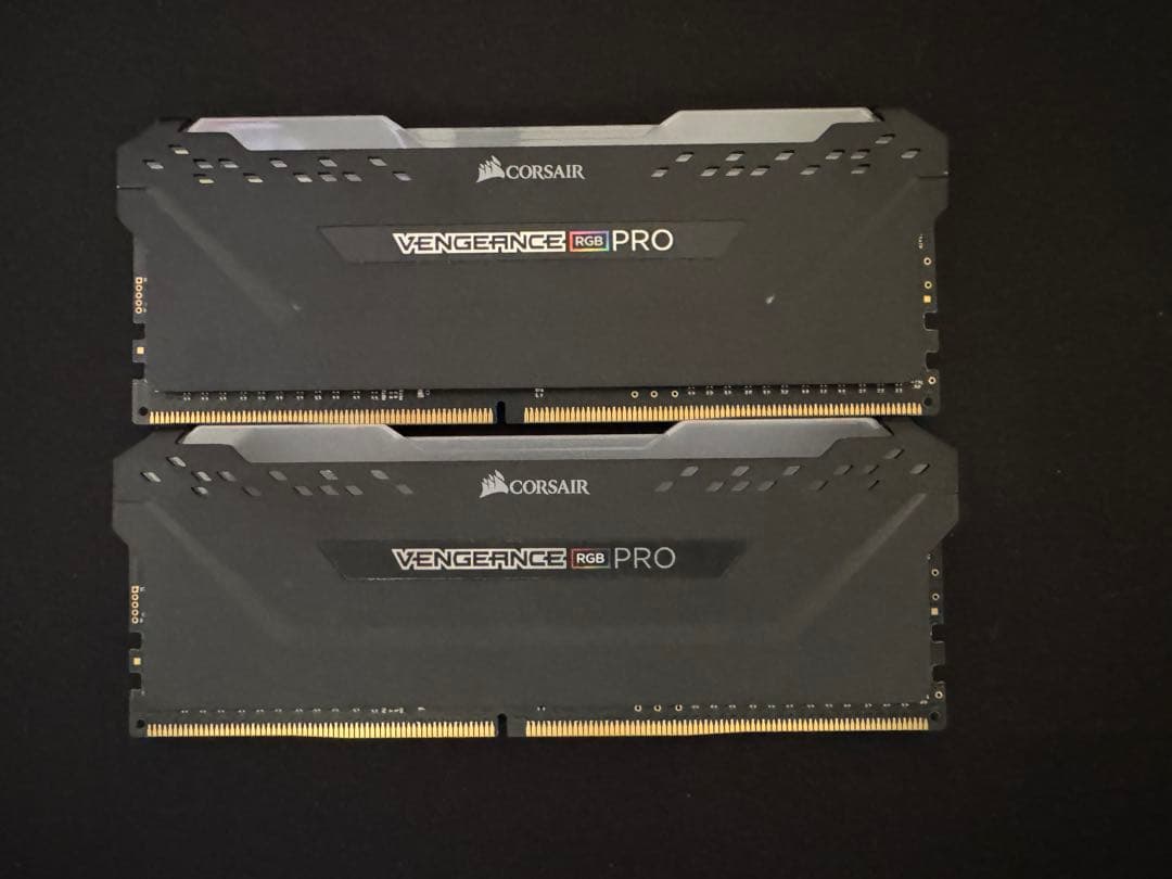 CORSAIR VENGEANCE RGB PRO DDR4 3200 8G×2