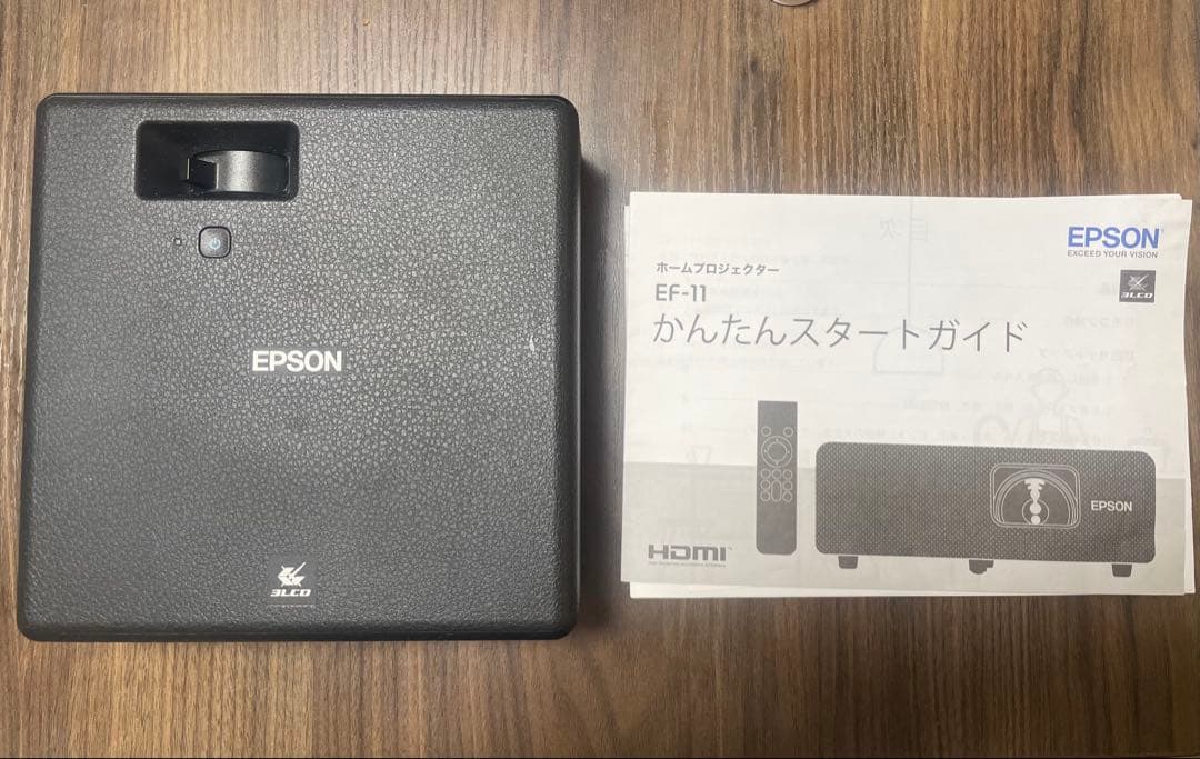 EPSON EF-11 プロジェクター 本体