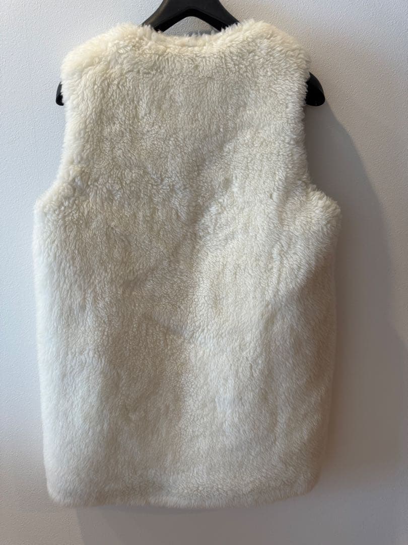 リラクス　ホワイト　ムートンジレ