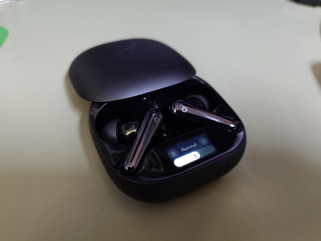 soundcore liberty 4 pro ブラック 左少キズ