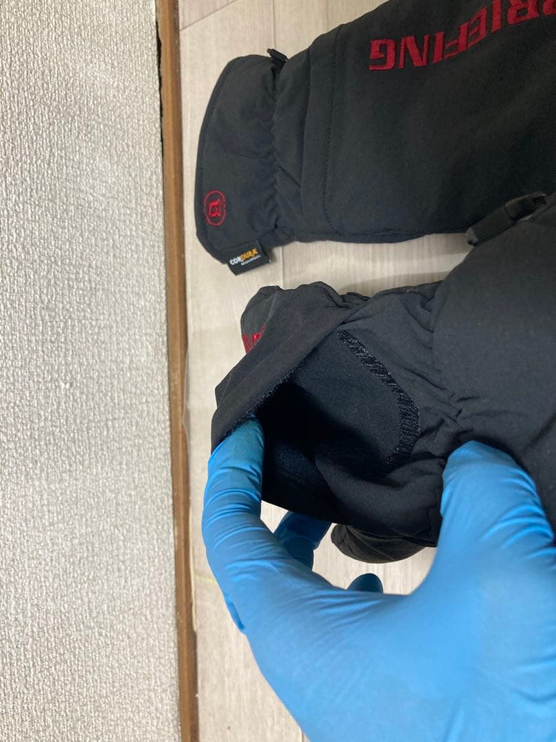 BRIEFING ミトン手袋 黒 カラビナ付き