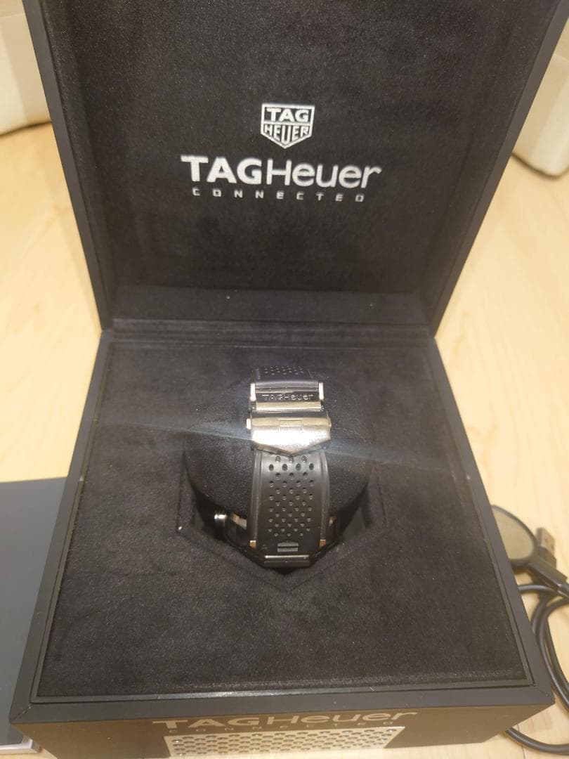 TAG HEUER Connected スマートウォッチ