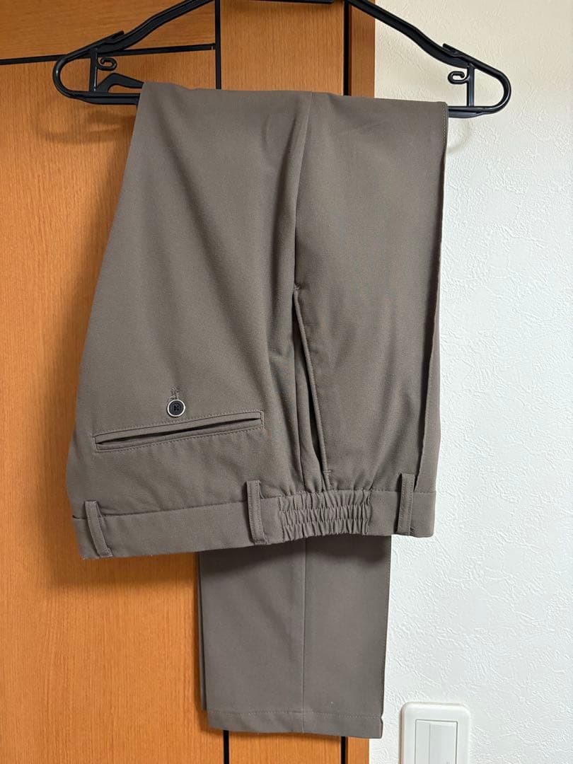 アウール　スラックス　メンズ　ブラウン