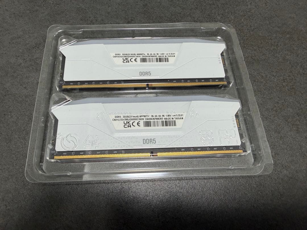 CORSAIR VENGEANCE RGB DDR5 計32GB 6000MHz