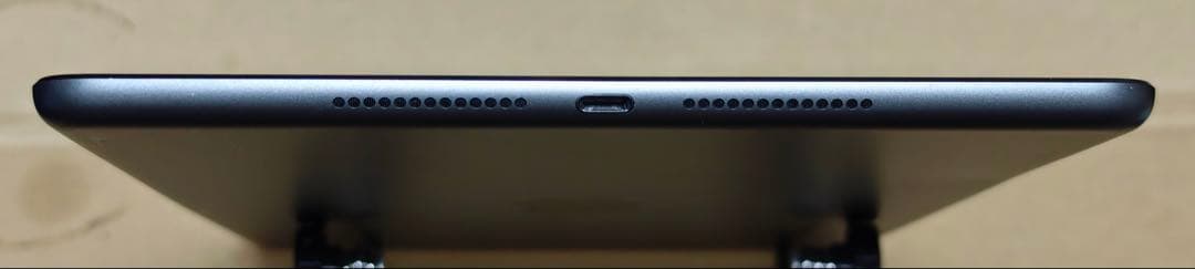 iPad 第8世代 32GB Wi-Fiモデル Apple タブレット グレー