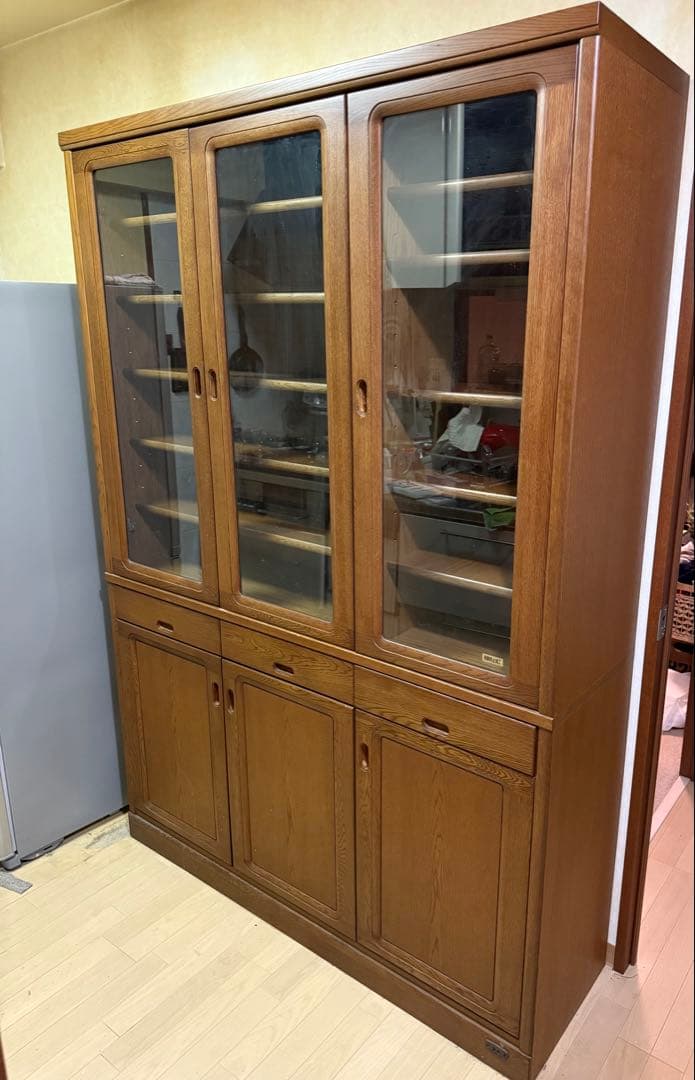 府中家具 食器棚 食器収納 引き戸 ガラス扉 楢材 無垢 木製 キッチン収納