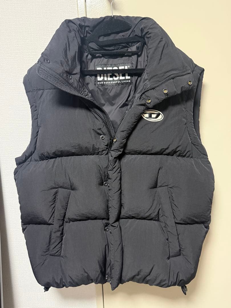 DIESELフード付きダウンベスト