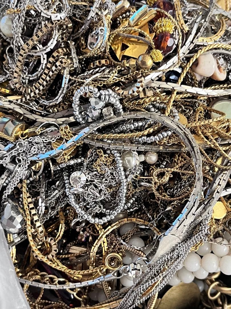 イミテーションジュエリー　ジャンク　まとめ売り