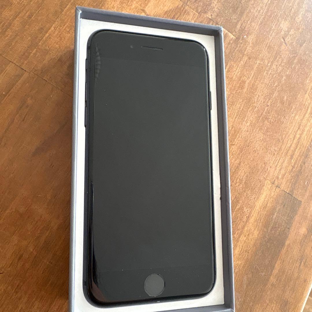 美品iPhone 8 64G SIMフリー