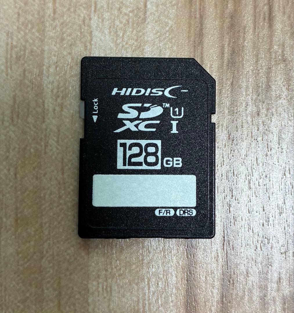 SONY α7R III ミラーレス一眼 本体　おまけに128GBメモリカード付