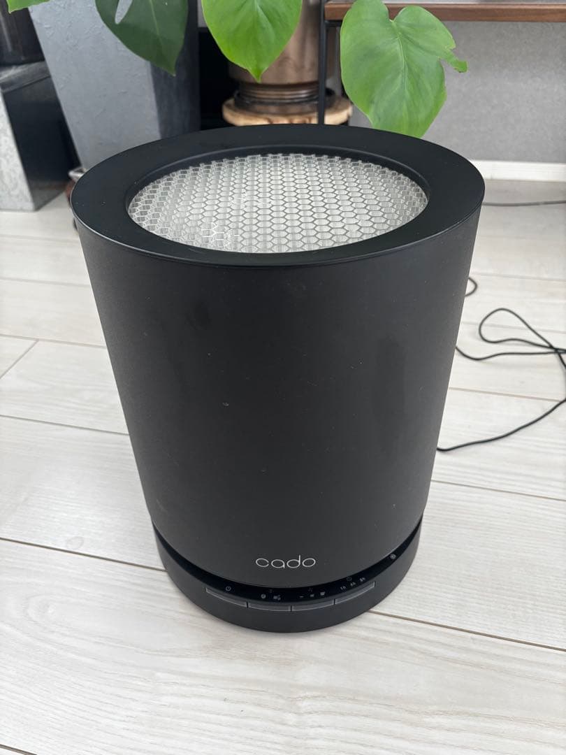 cado(カドー) 空気清浄機　ブラック