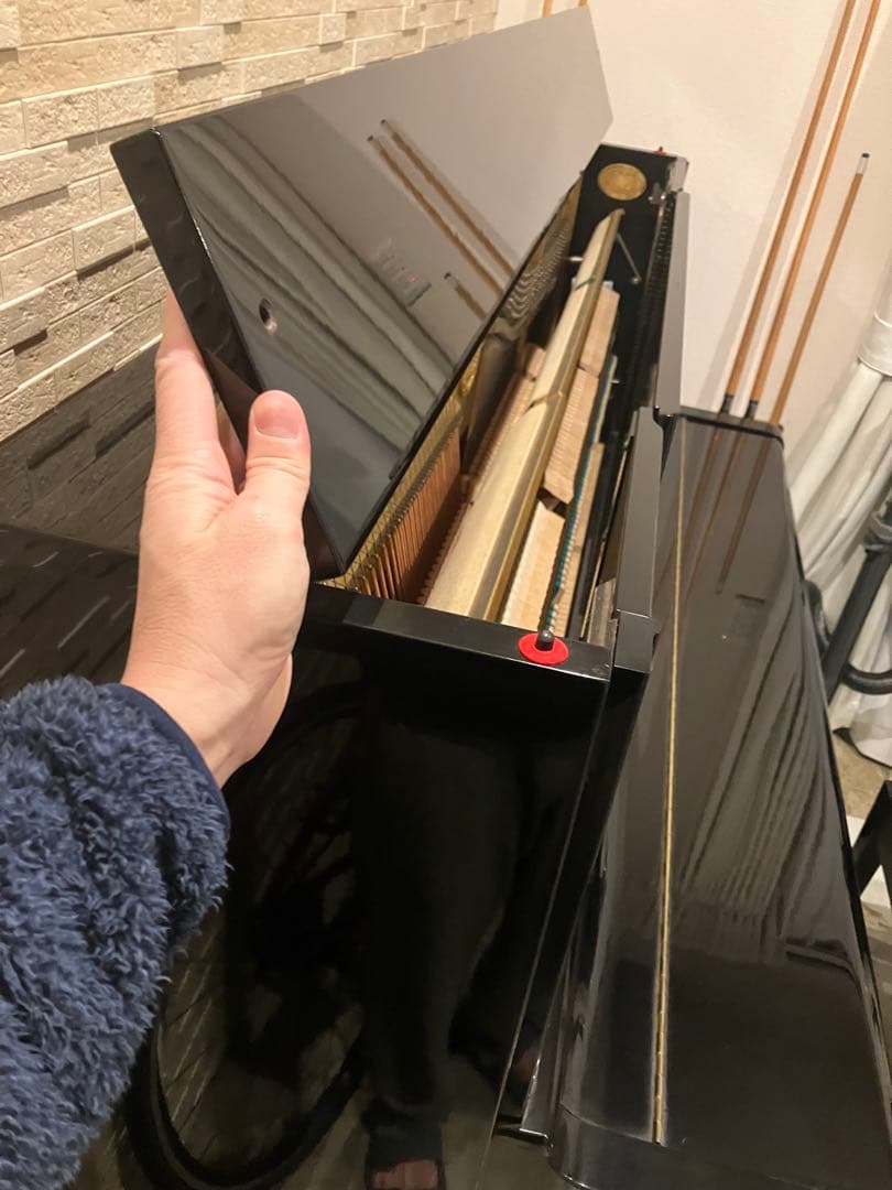 YAMAHA アップライトピアノ UX-1