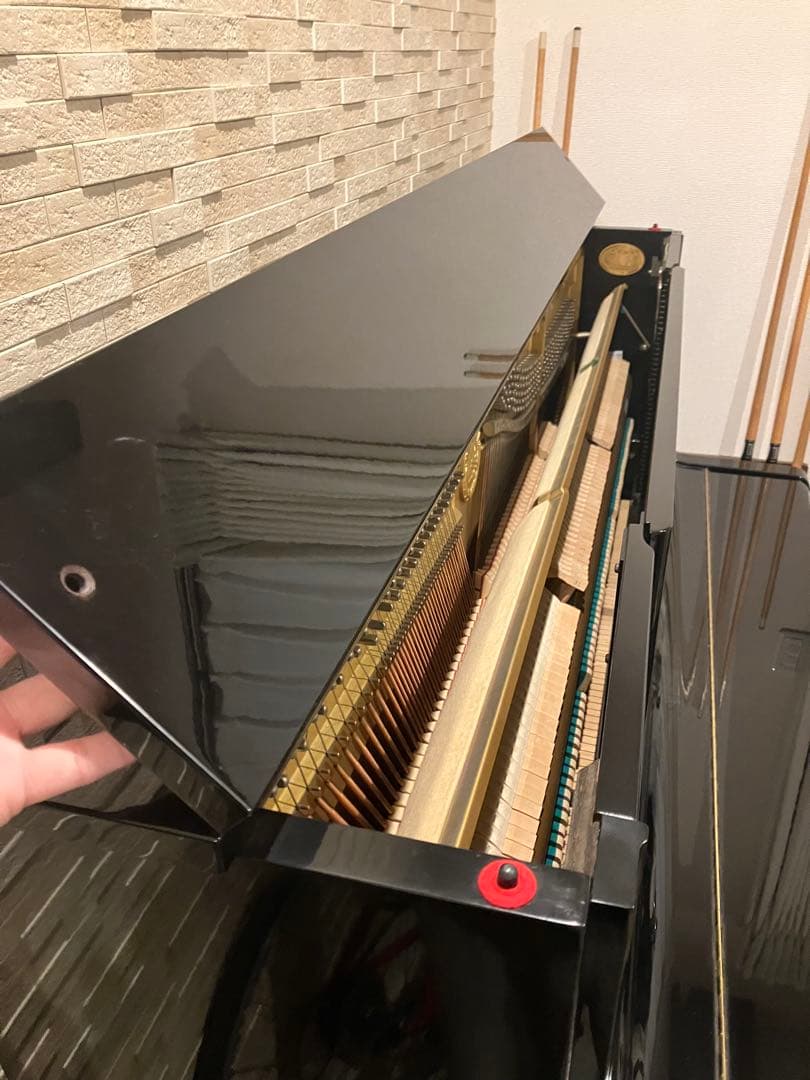 YAMAHA アップライトピアノ UX-1