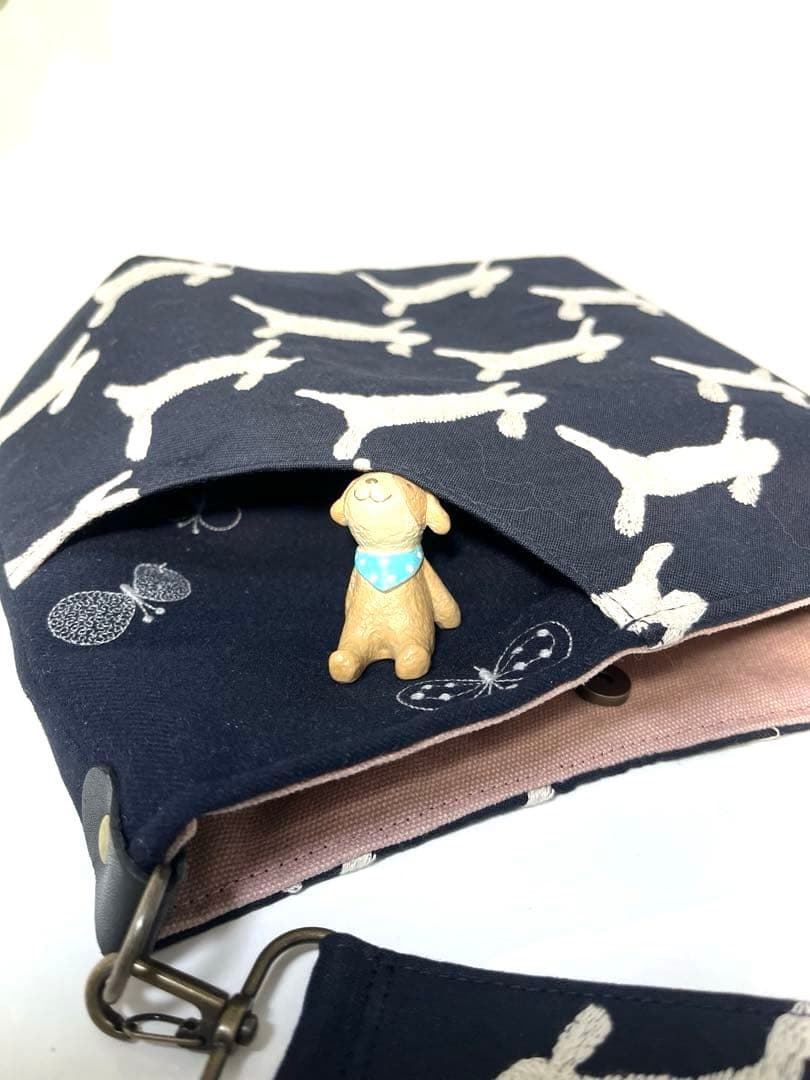 ミナペルホネン　ハンドメイド　まーるいショルダーバッグ