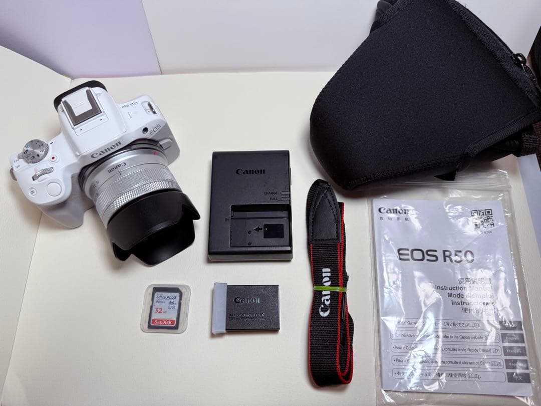 Canon EOS R50+レンズrf 18-45mm+sd card 32gb