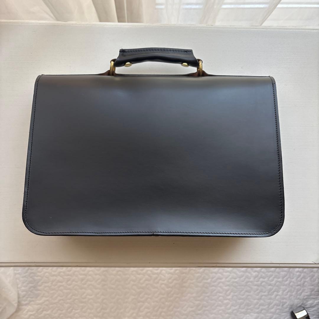 GLEN グレンロイヤル　サッチェルバッグ13インチブラック