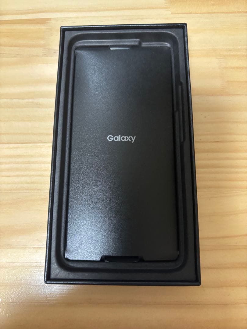 Samsung Galaxy S22 黒256GB