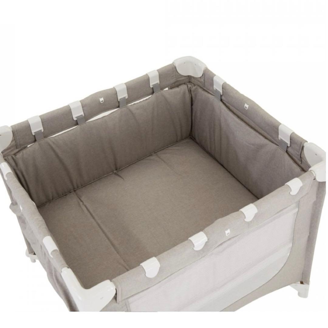 美品 KATOJI カトージ ポータブルベビーベッド おむつ替えテーブル付