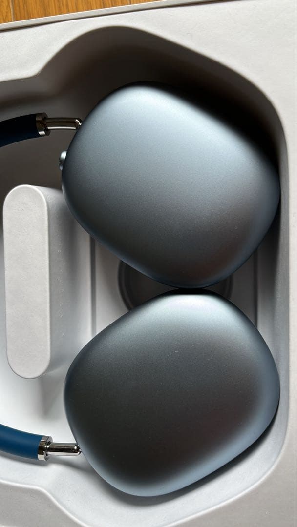 Apple AirPods Max ヘッドホン
