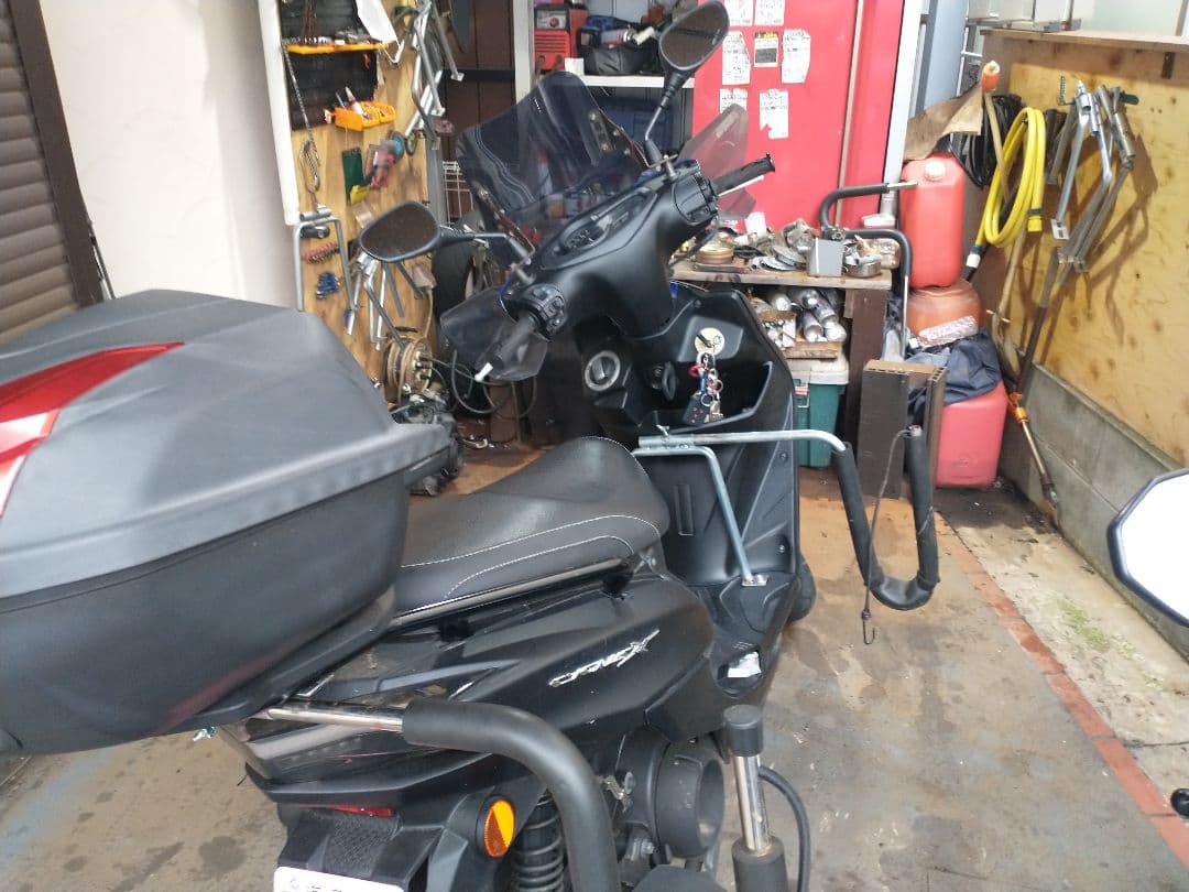 カブアドレスリードジャイロレッツ原付二種、原付スクーター用のサーフボードキャリア