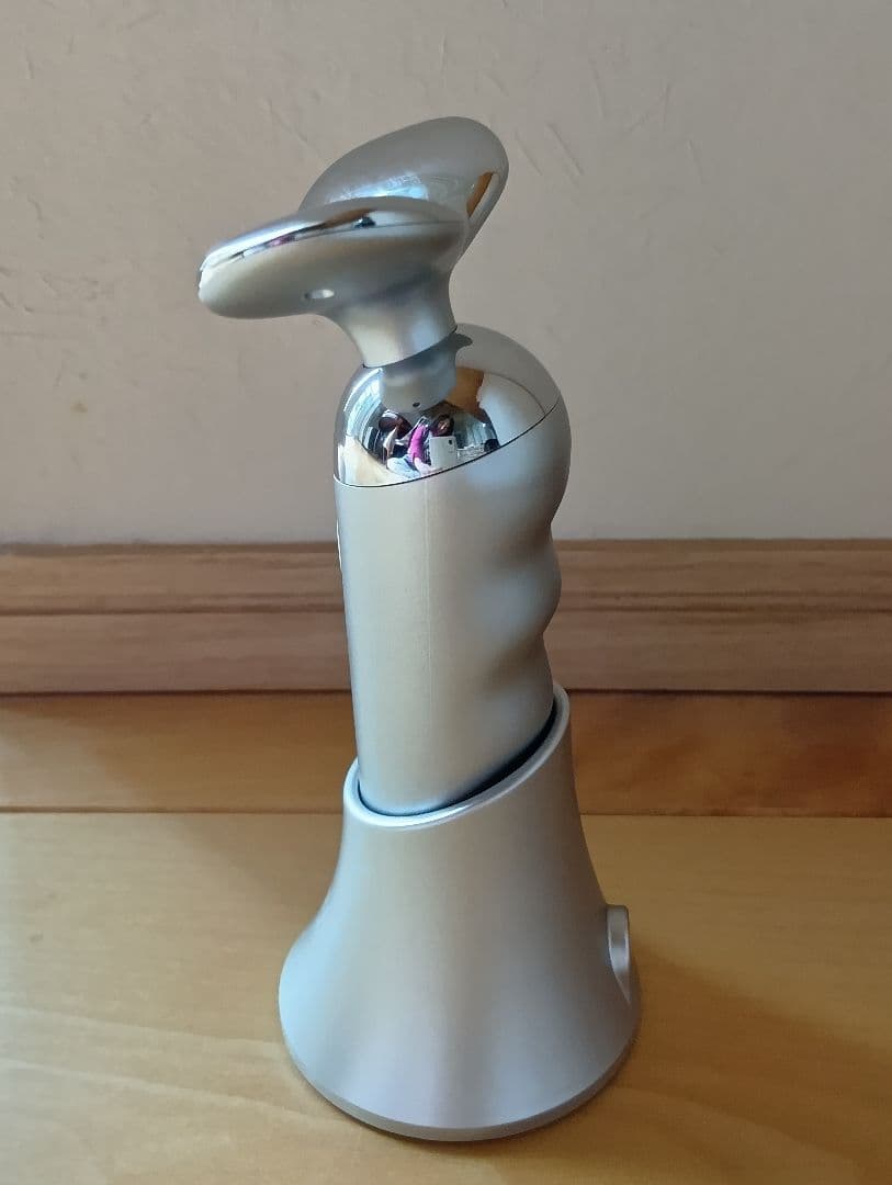 スポーツクラブが作った 美顔器　スタイリーフェイス