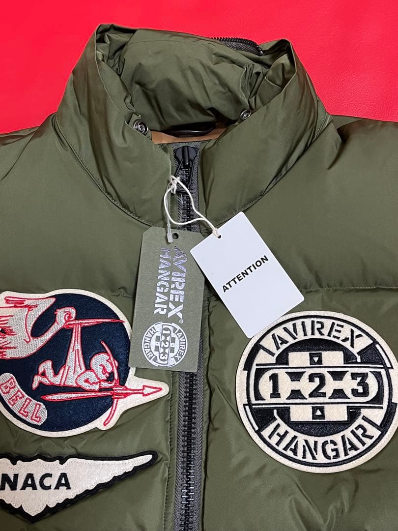 新品未使用 AVIREX　ストーム フーディ ベスト Mサイズ