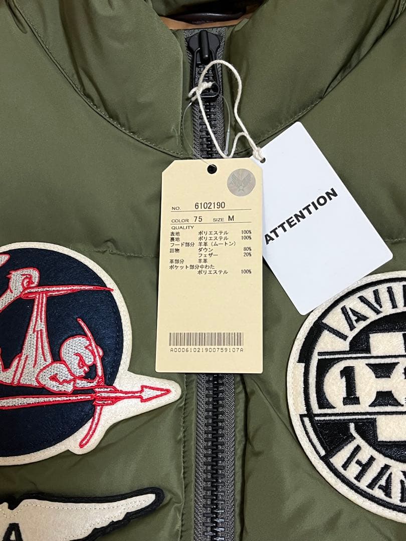 新品未使用 AVIREX　ストーム フーディ ベスト Mサイズ