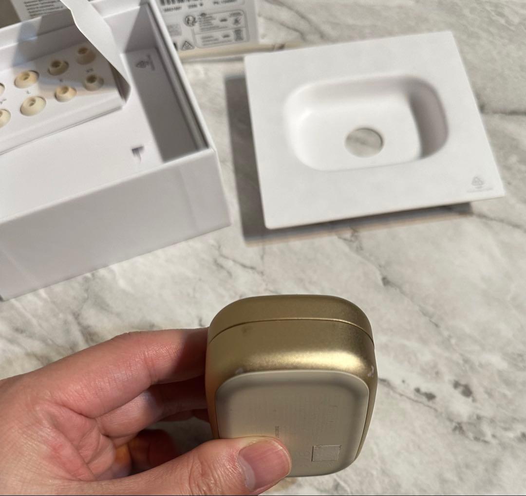 バングオルフセン Beoplay ワイヤレス イヤホン ゴールド トーン