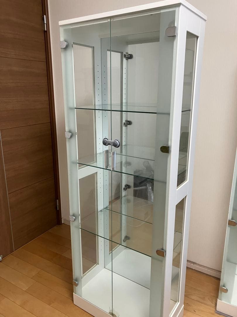 ガラスケース棚　一台