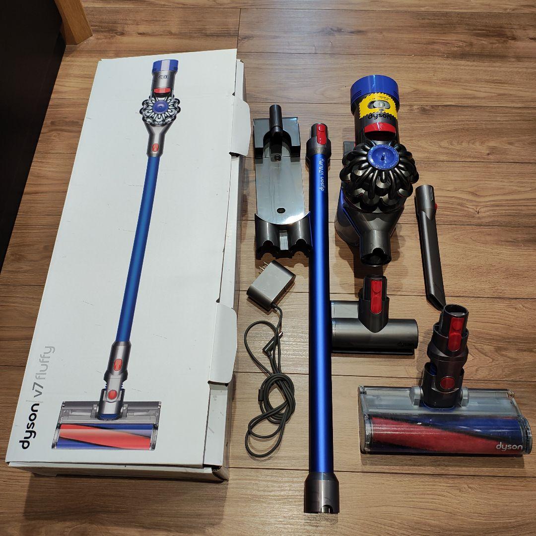 掃除機・クリーナー Dyson v7 fluffy