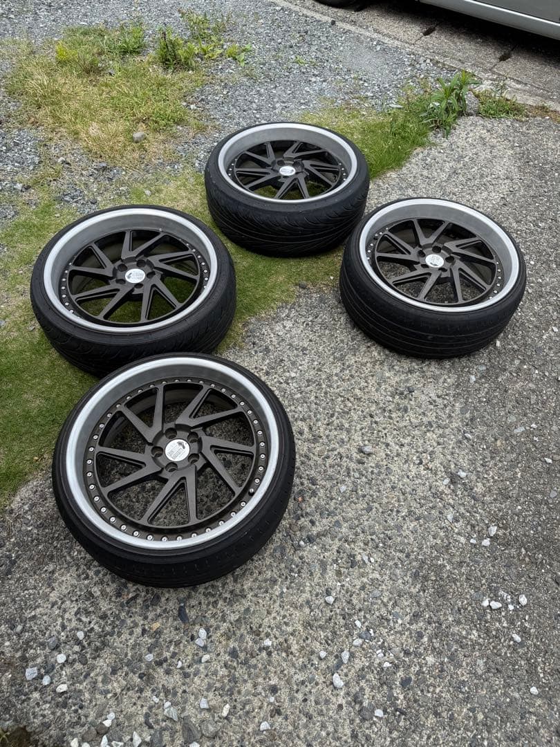 レオンハルトバレストラ LEONHARDIRITT BALESTLA 19インチ