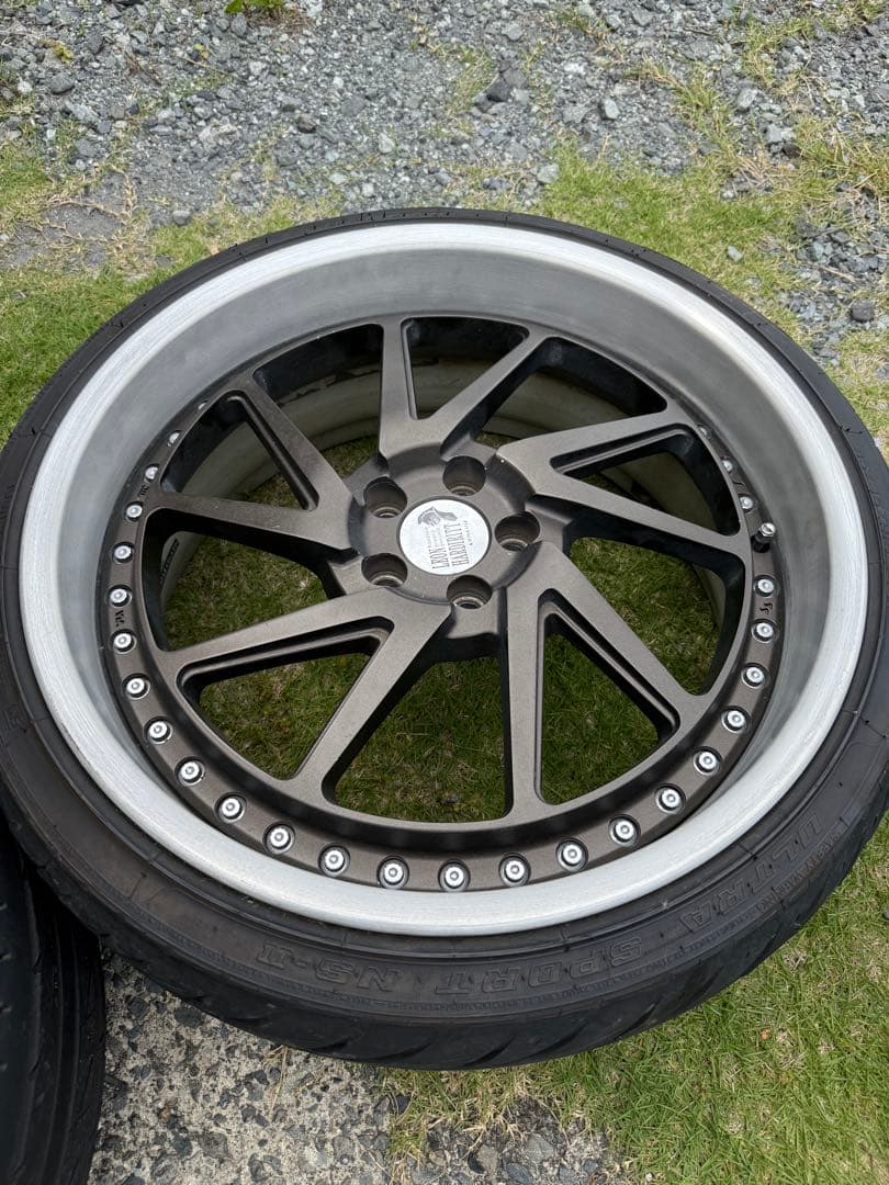 レオンハルトバレストラ LEONHARDIRITT BALESTLA 19インチ