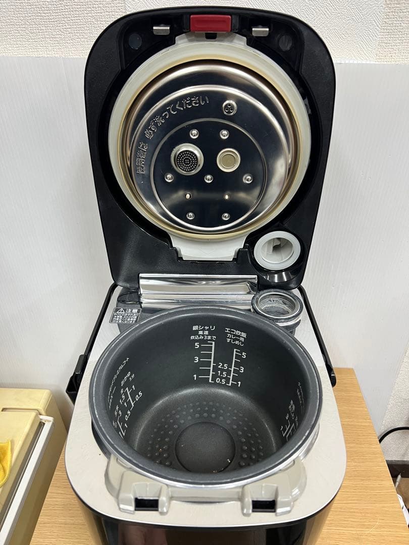 Panasonic IHジャー炊飯器 SR-SPX107 2017年齢5.5合