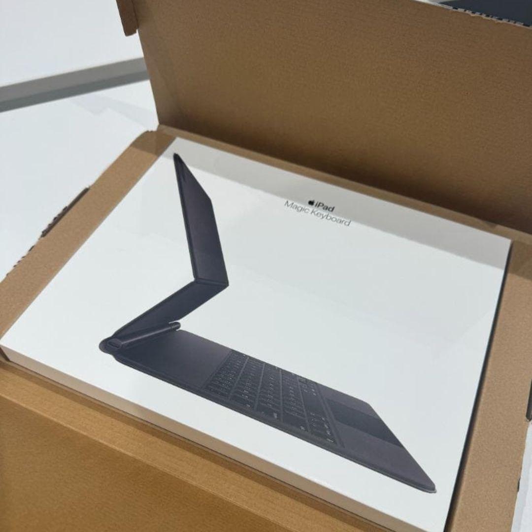 12.9インチ iPad Pro（第4世代） Magic Keyboard