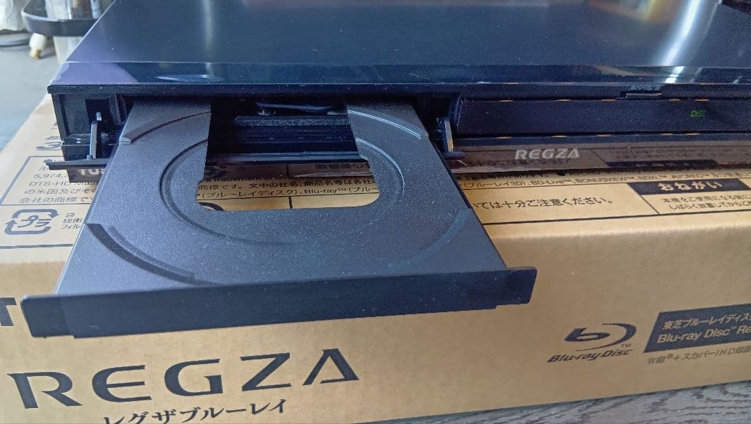 東芝　REGZA ブルーレイディスクレコーダー DBR-Z310 500GB