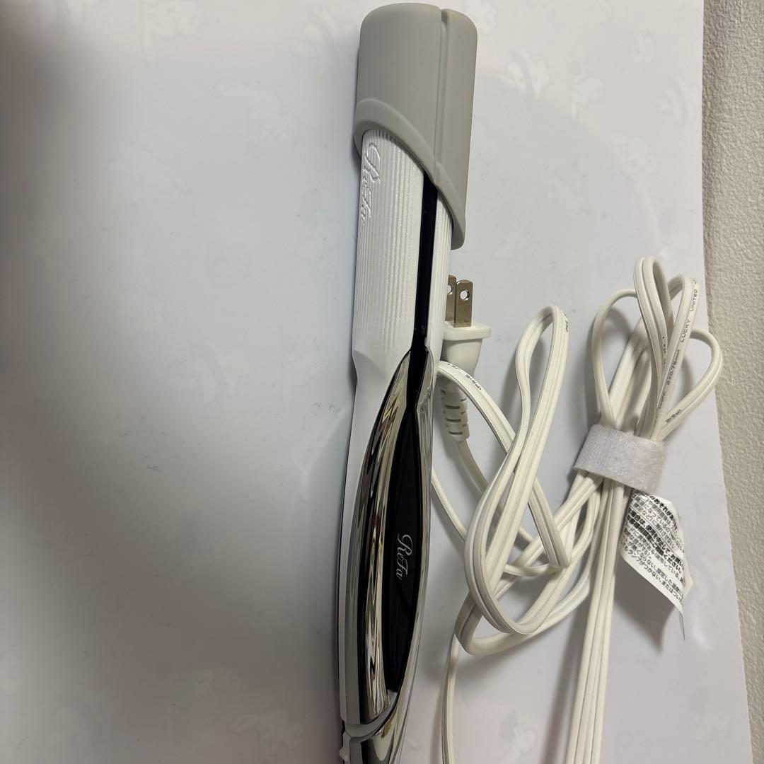 リファ ビューテック ストレートアイロン RE-AC02A（ホワイト）