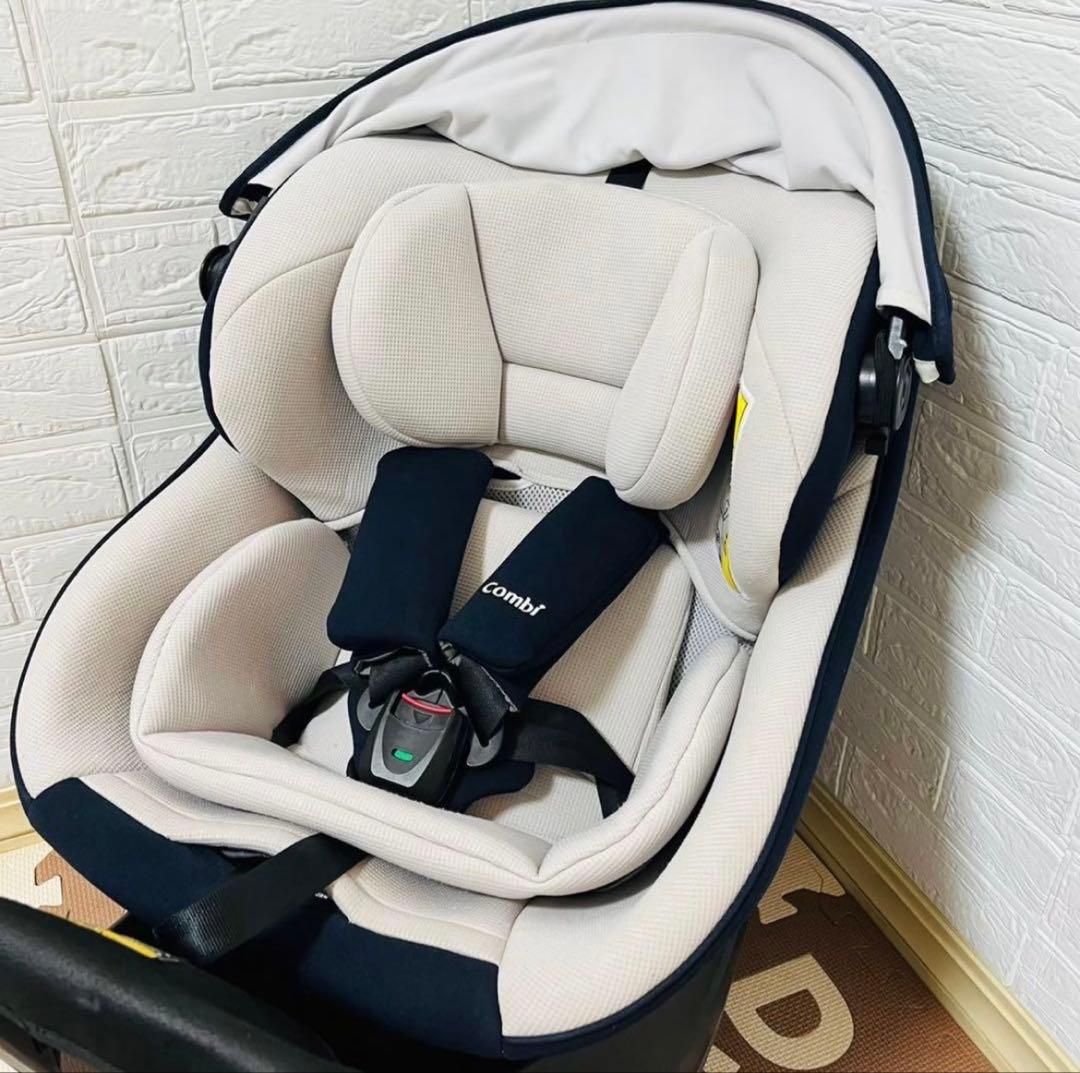 【☆ほぼ新品☆】コンビ☆チャイルドシート☆クルムーブスマートisofix☆