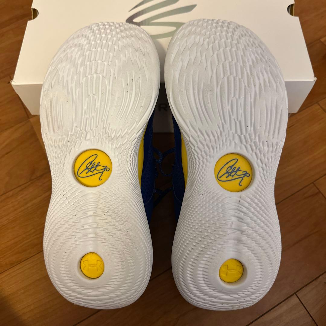 アンダーアーマー カリー11