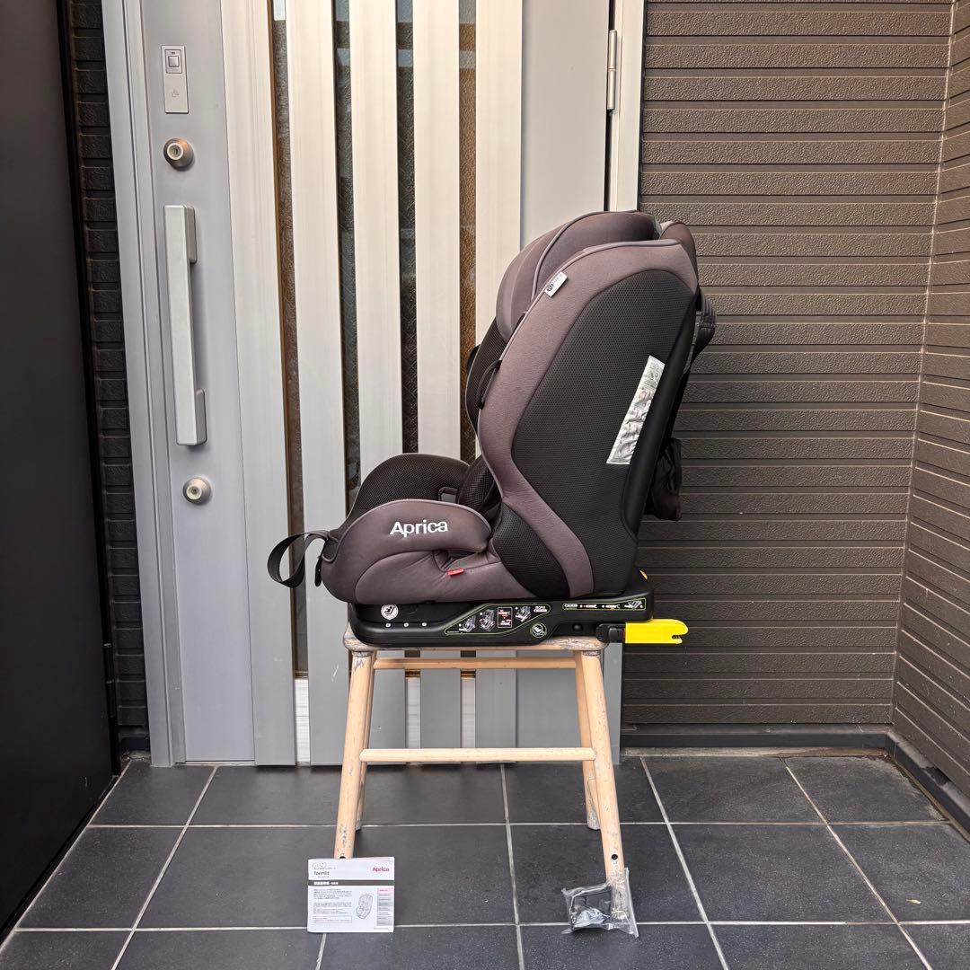 フォームフィットAB アップリカ Aprica１歳から１１歳 ジュニアシート