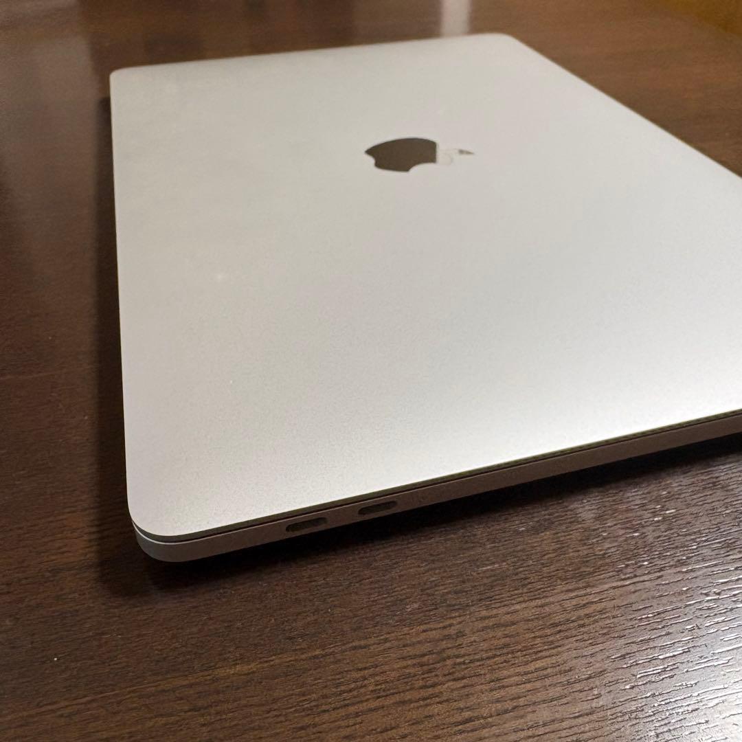 MacBook Pro 13インチ 2019 i5/16GB/256GB