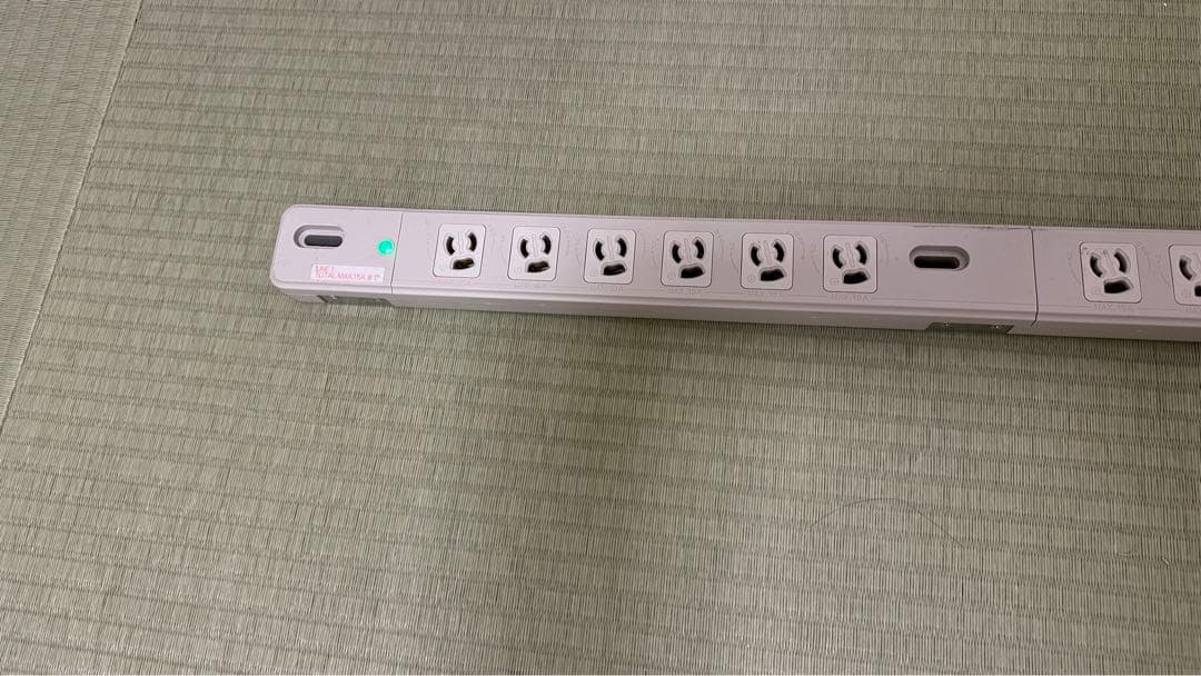 MR7861｜FM20Aコンセントバー（6個 口） 株式会社明工社