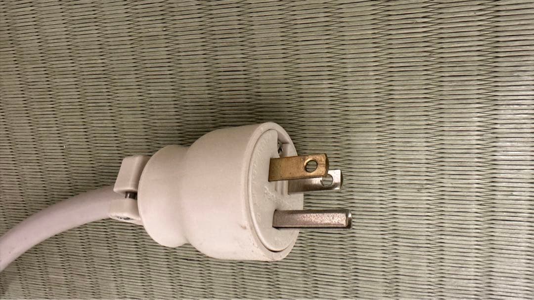 MR7861｜FM20Aコンセントバー（6個 口） 株式会社明工社