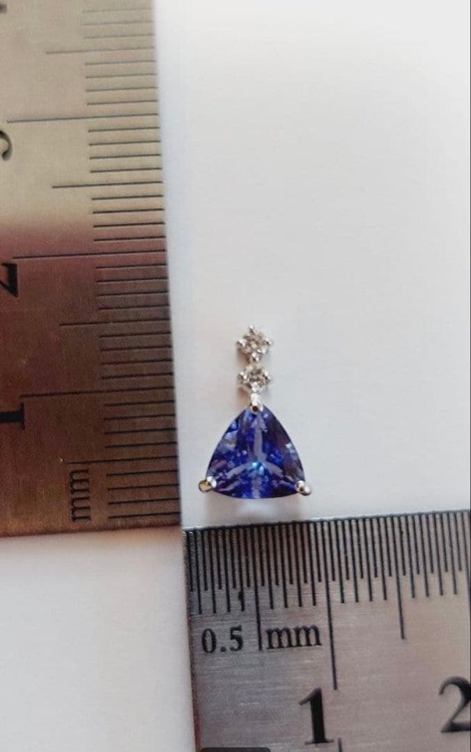 PT950タンザナイト1.0ct&ダイヤ0.05ctペンダントトップ